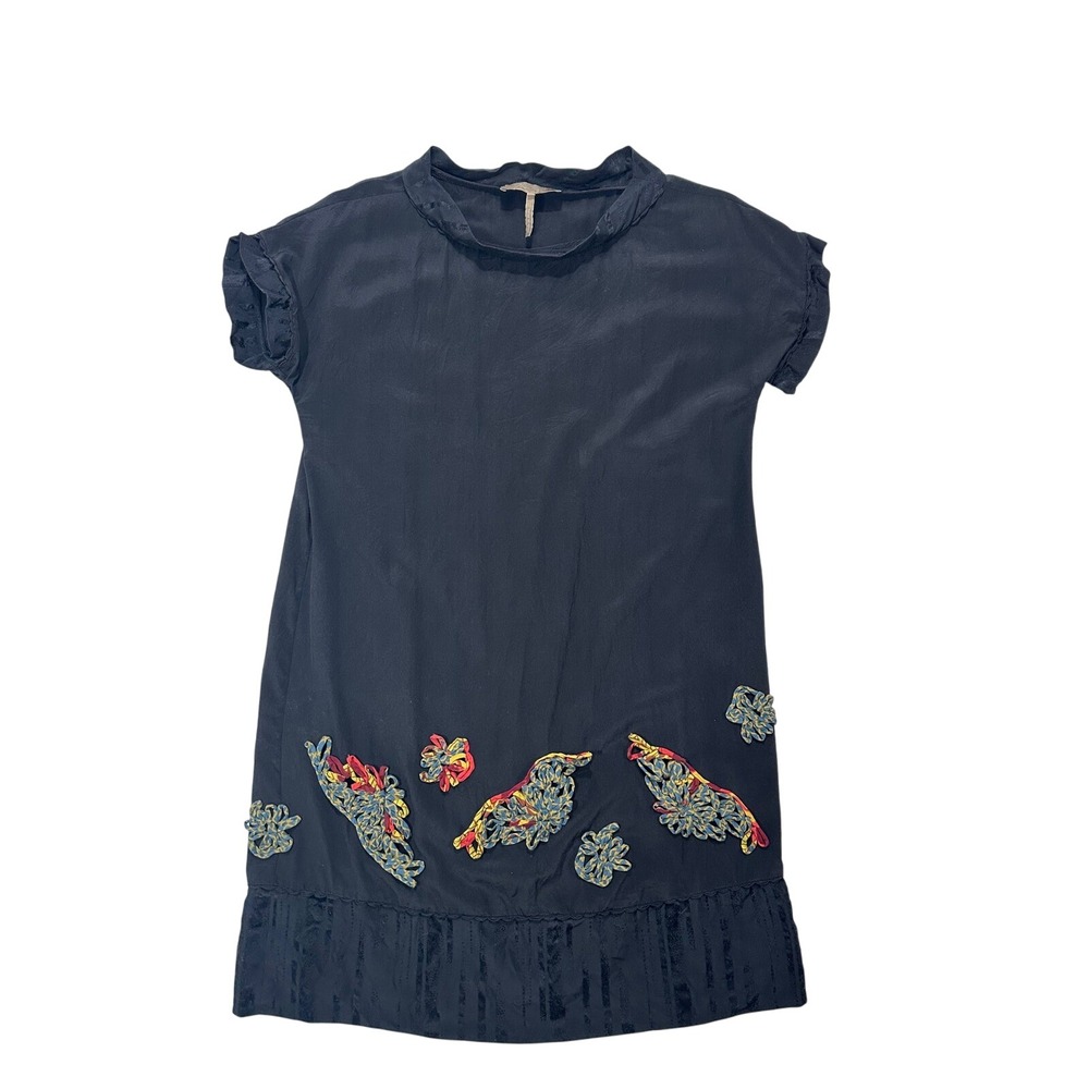 Max Azria Silk Embroidered Black Short Sleeve Dress Size Small‎
